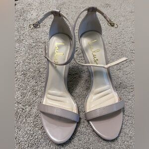 Lulu's Women's Taupe Strap Heels